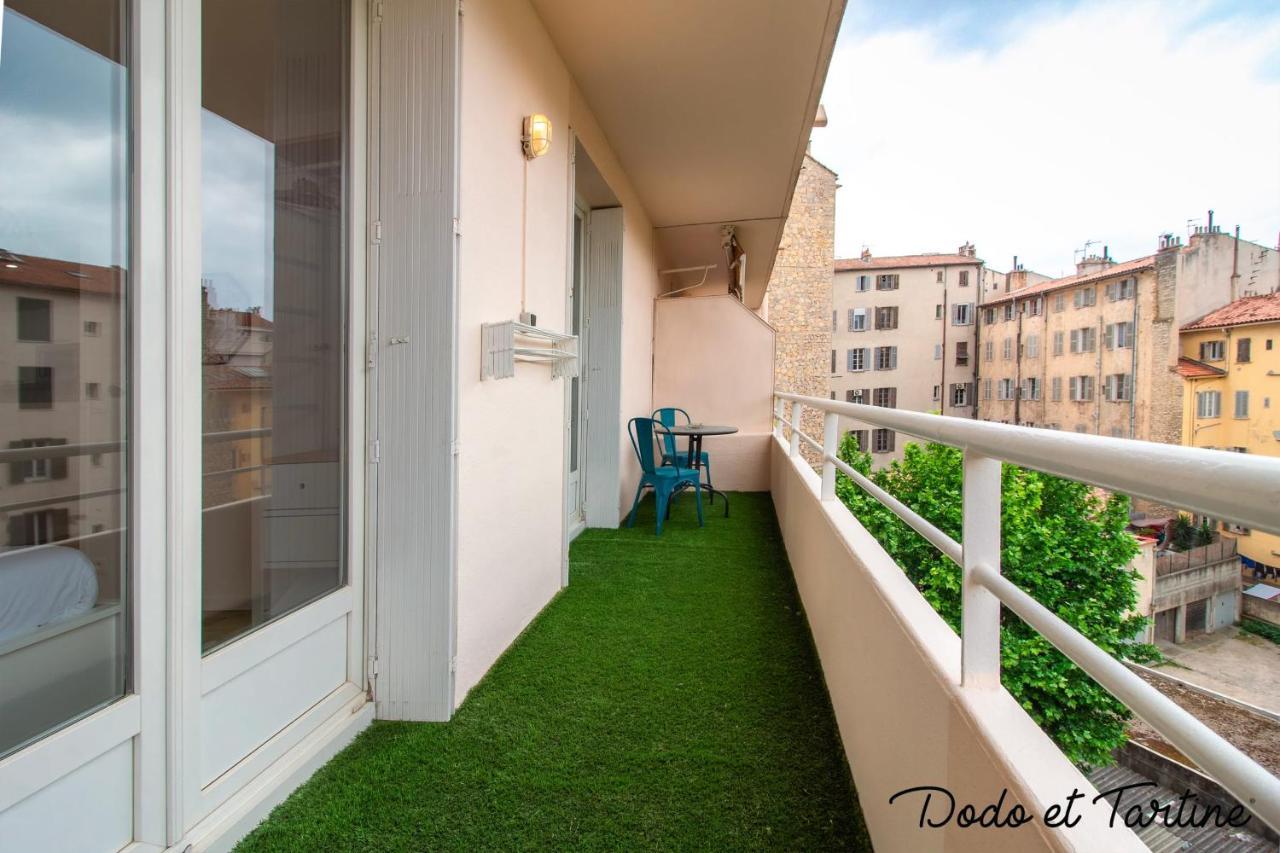 Beautiful 2 Bedroom With Balcony - Dodo Et Tartine Toulon Eksteriør billede